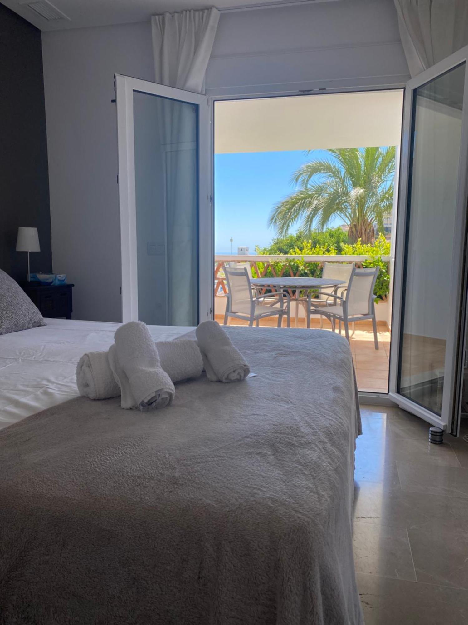 Miraflores Golf Gardens II Luxe Appartement At Riviera Del Sol Sitio de Calahonda Eksteriør bilde