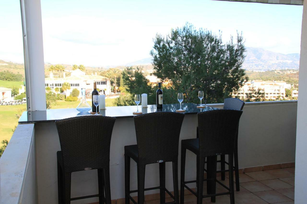 Miraflores Golf Gardens II Luxe Appartement At Riviera Del Sol Sitio de Calahonda Eksteriør bilde