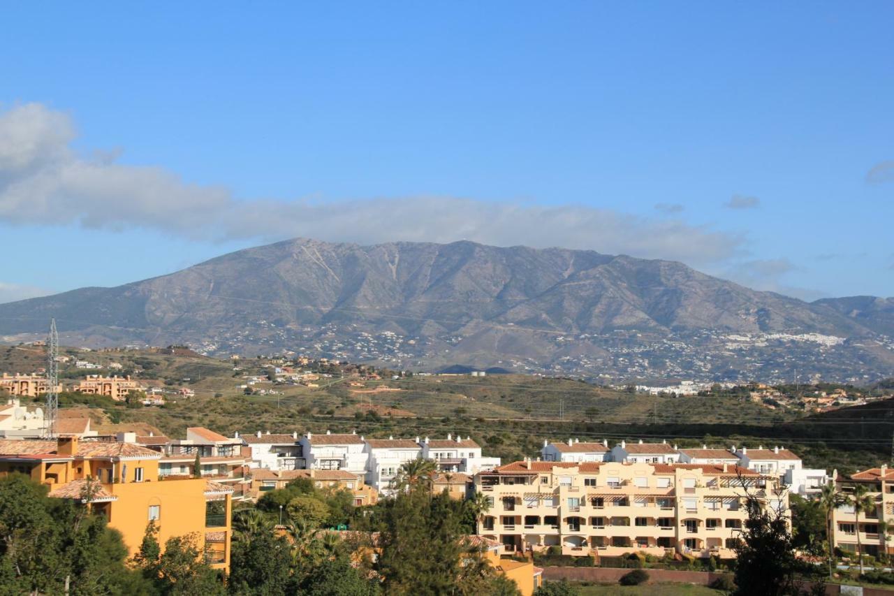 Miraflores Golf Gardens II Luxe Appartement At Riviera Del Sol Sitio de Calahonda Eksteriør bilde